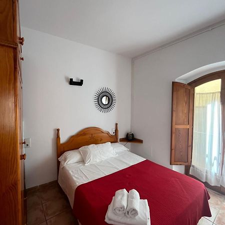 Apartament Can Mingu 1Er Pis 베살루 외부 사진